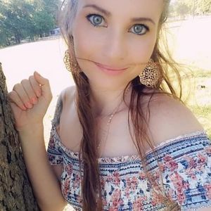 Meet your Posher, Kimberly